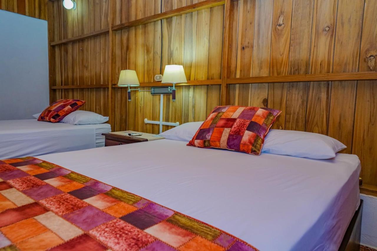 Arenal History Inn La Fortuna Eksteriør bilde